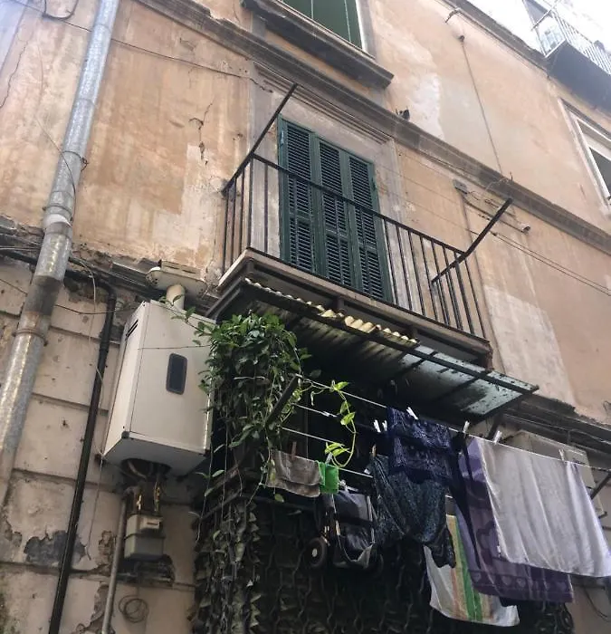 Quartieri Spagnoli Home AFFITTI BREVI-1